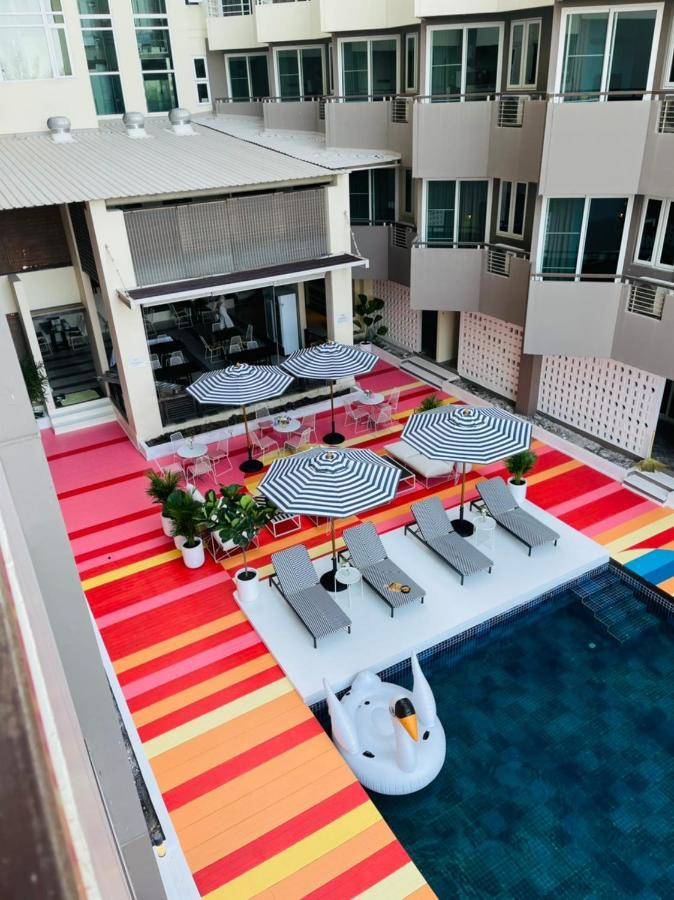 Sala@ Hua Hin apartamento con servicio y hotel Exterior foto