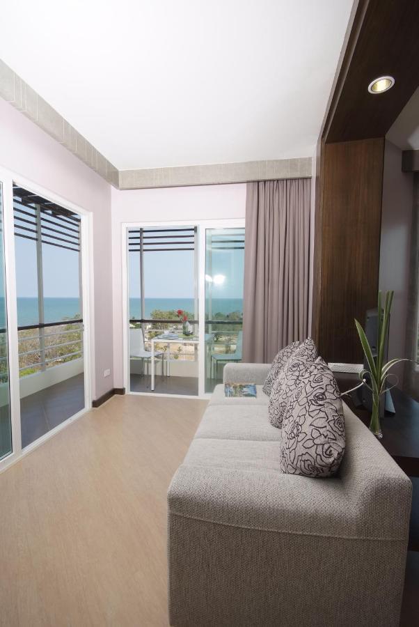 Sala@ Hua Hin apartamento con servicio y hotel Exterior foto